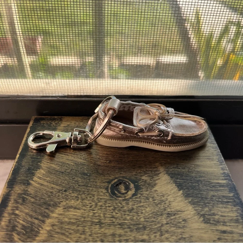 Sperry Top-Sider Boat Shoe Keychain (Silver)